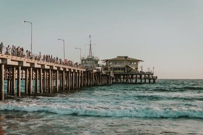 santa monica pier stroll
