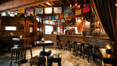 La Cuevita Bar