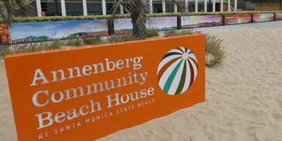 Annerberg-Community-Beach-House_4x2