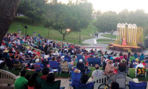 shakespeare by the beach_manhattan beach