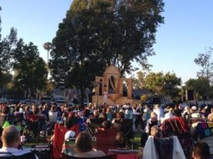 shakespeare by the beach_rosmoor