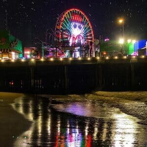 snowman-on-the-ferris-wheel-santa-monica-pier-holiday-season