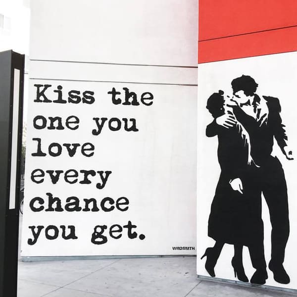 Heart-Mural-KISS