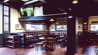 brennans_indoor dine
