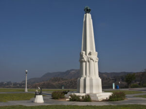 astronomers monument & sundial