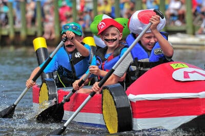 cardboard yacht_regatta
