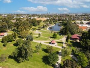 Manhattan-Beach-Polliwog-Park