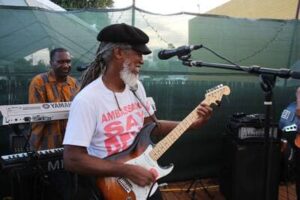 intent_concerts on the pier