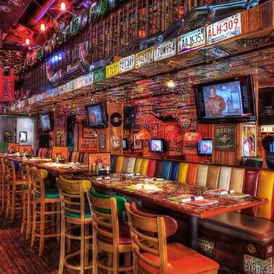 Barney's Beanery Interior 3
