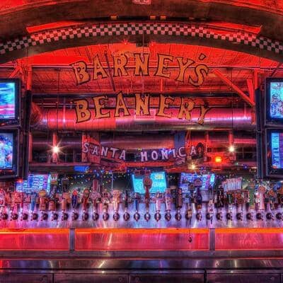 Barney's Beanery_Santa Monica_Interior3