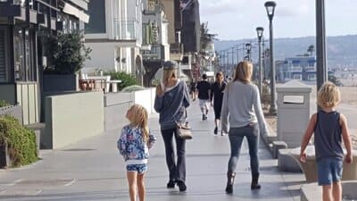 manhattan beach boulevard
