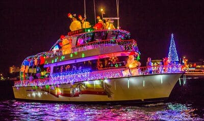 holiday harbor boat parade_1