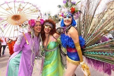 MARDI-GRAS-PARADE_4